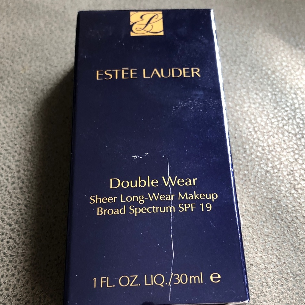 Estée Lauder Double Wear Sheer Long-Wear Makeup - Navy & Gold Box